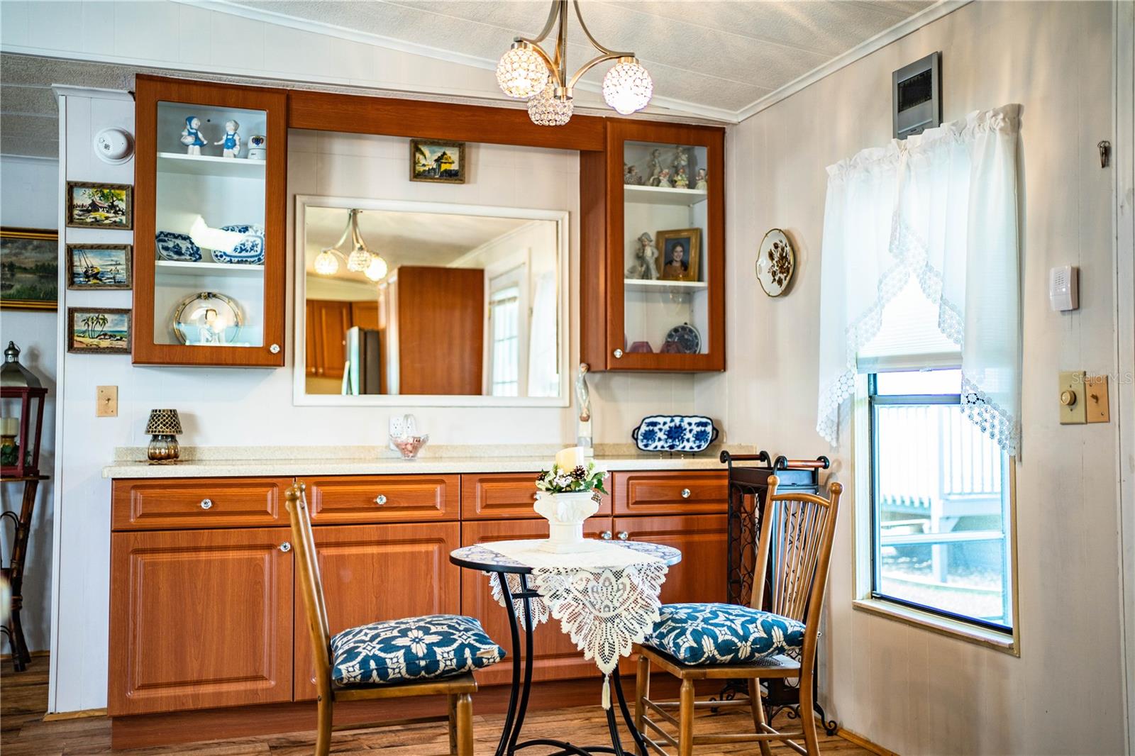Image 32 of 61 For 2055 Floral Avenue 67