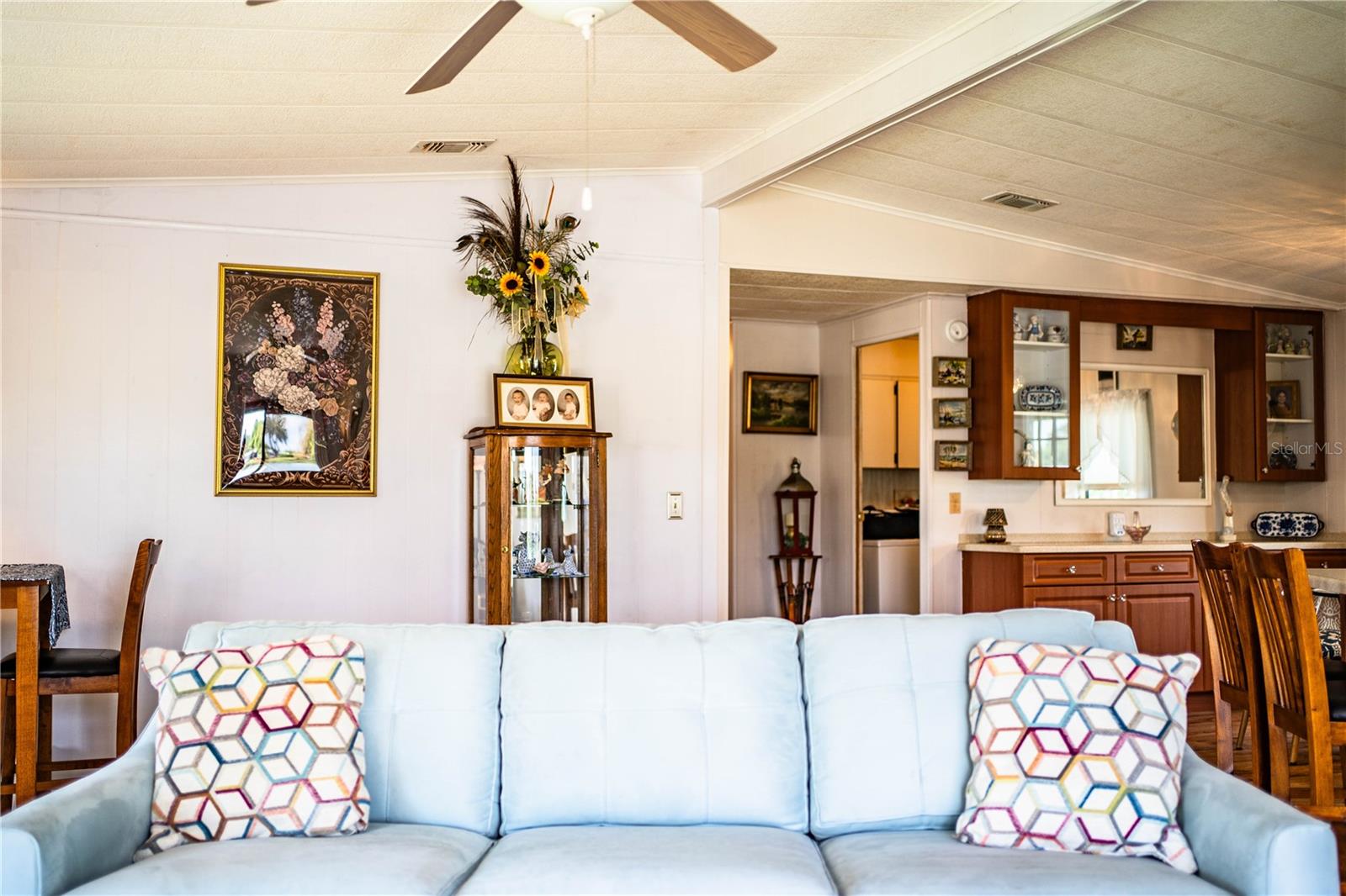 Image 36 of 61 For 2055 Floral Avenue 67