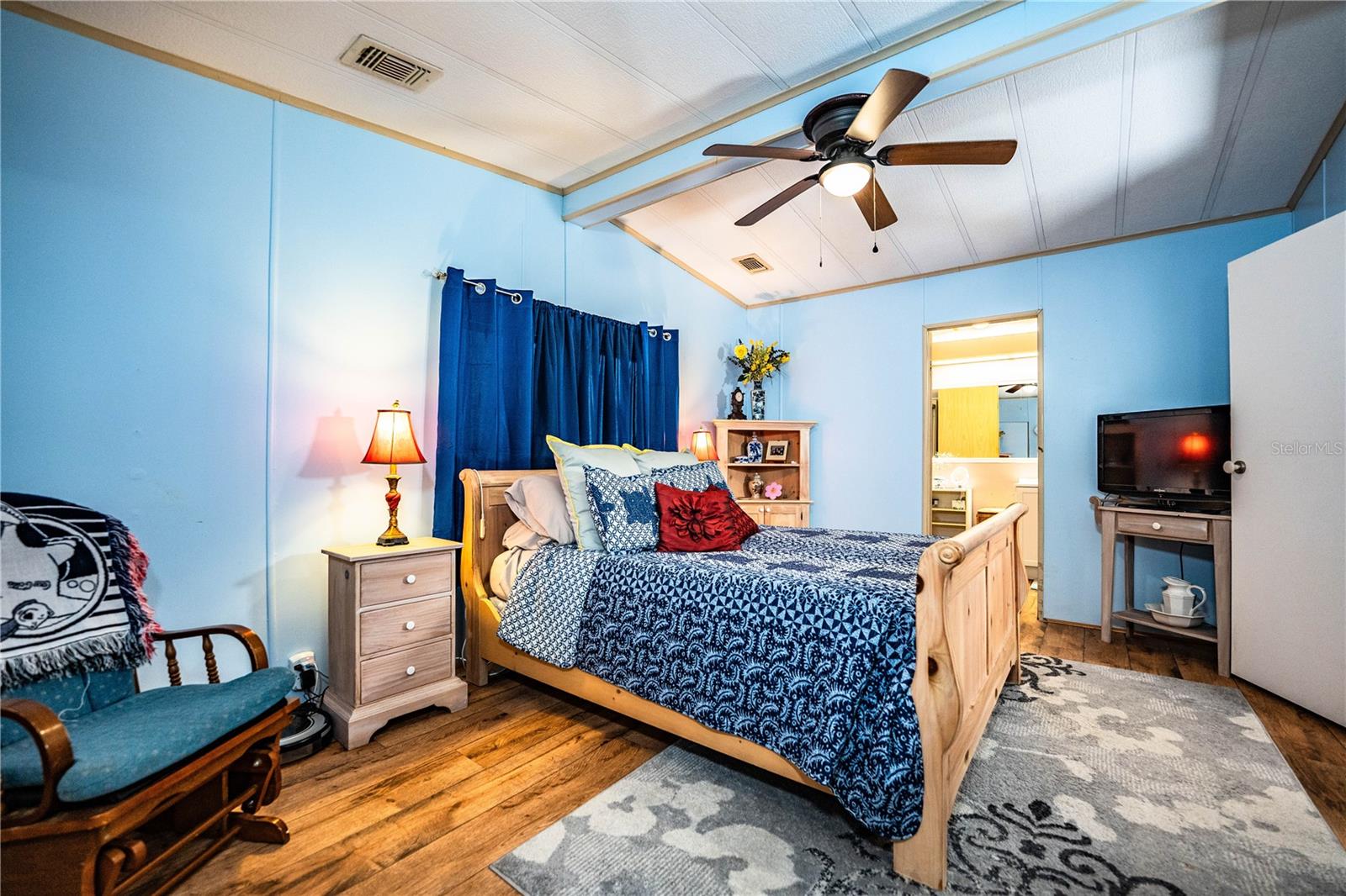 Image 51 of 61 For 2055 Floral Avenue 67