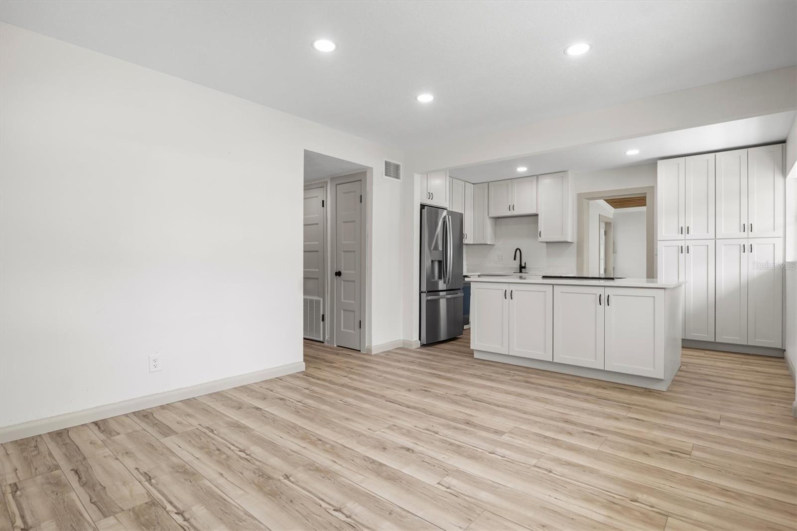 Image 10 of 31 For 4510 Matanzas Avenue