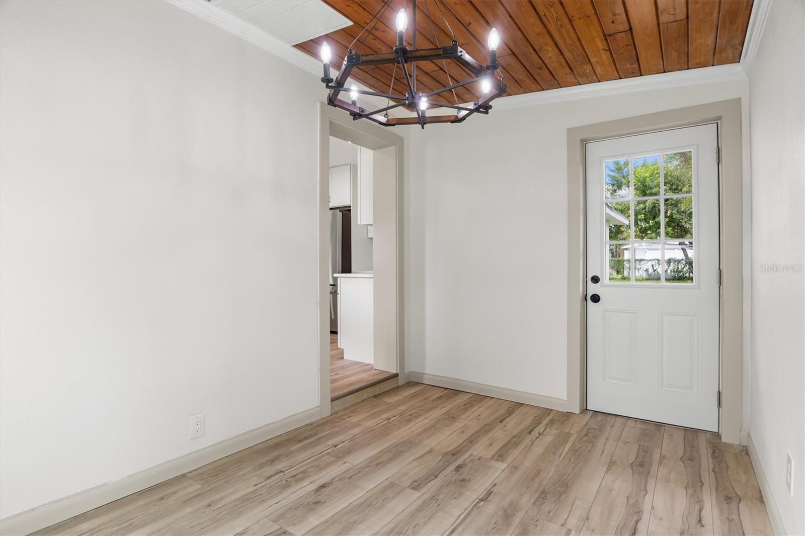 Image 16 of 31 For 4510 Matanzas Avenue