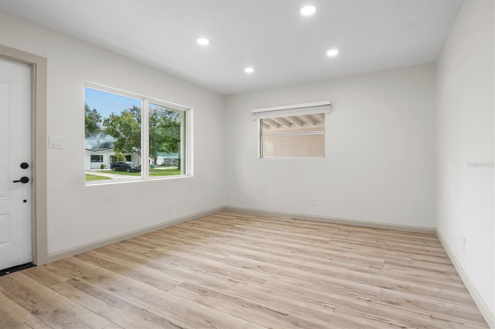 Image 8 of 31 For 4510 Matanzas Avenue