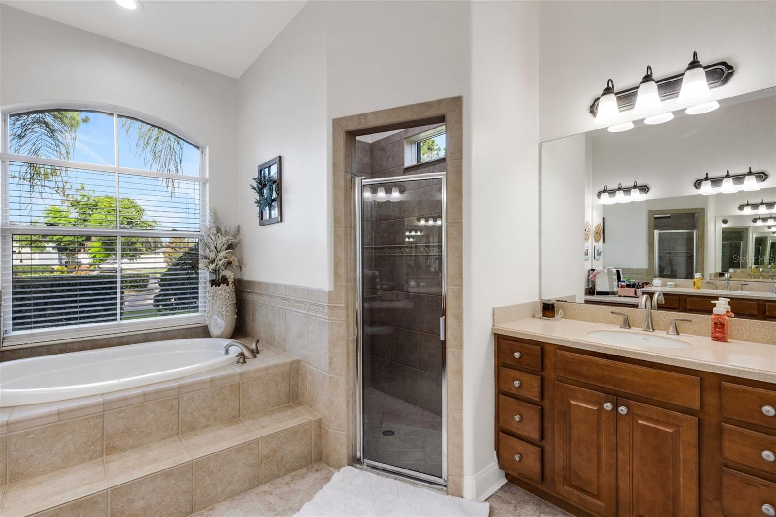 Image 24 of 36 For 6129 Riverlake Boulevard