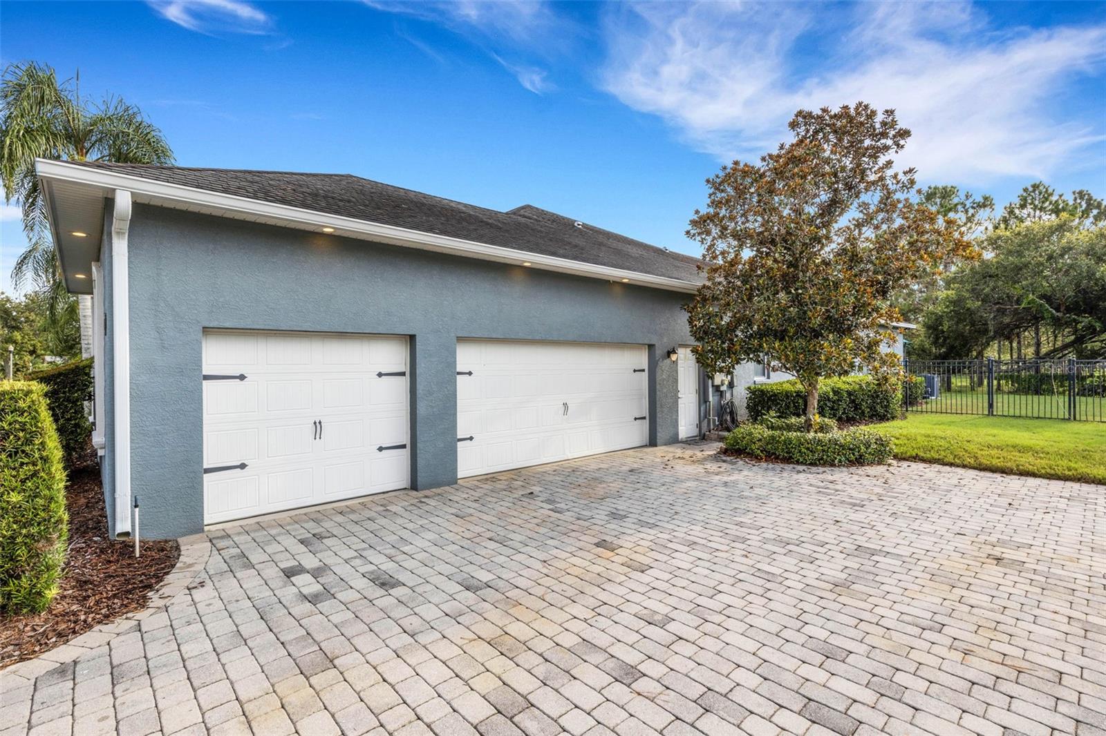 Image 3 of 36 For 6129 Riverlake Boulevard