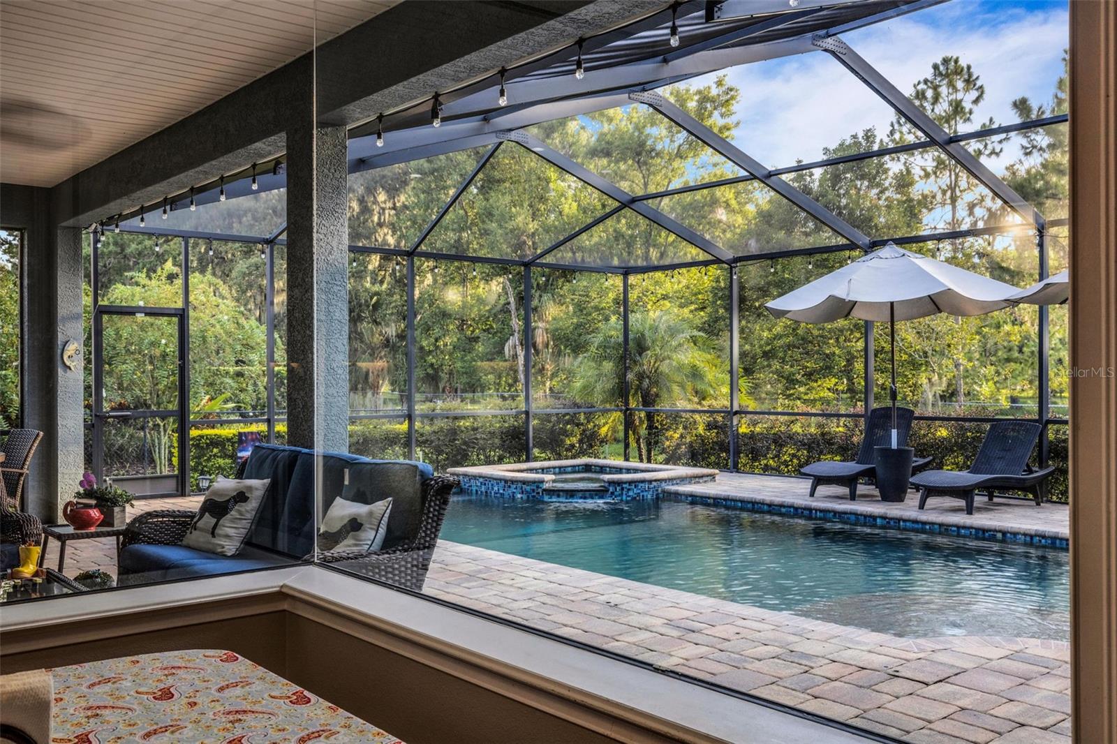 Image 5 of 36 For 6129 Riverlake Boulevard