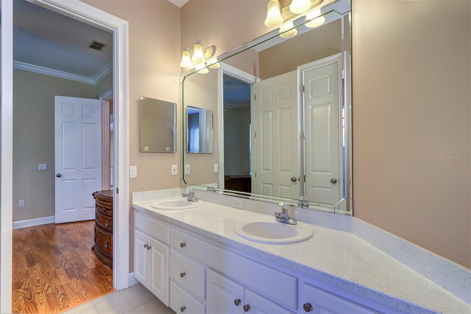 Image 17 of 36 For 2804 Prestwick Drive