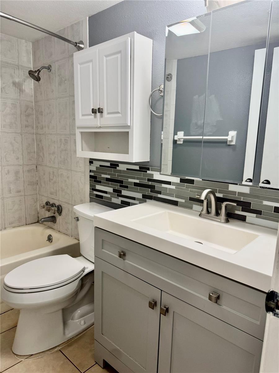 Image 11 of 26 For 14413 Americana Circle 204
