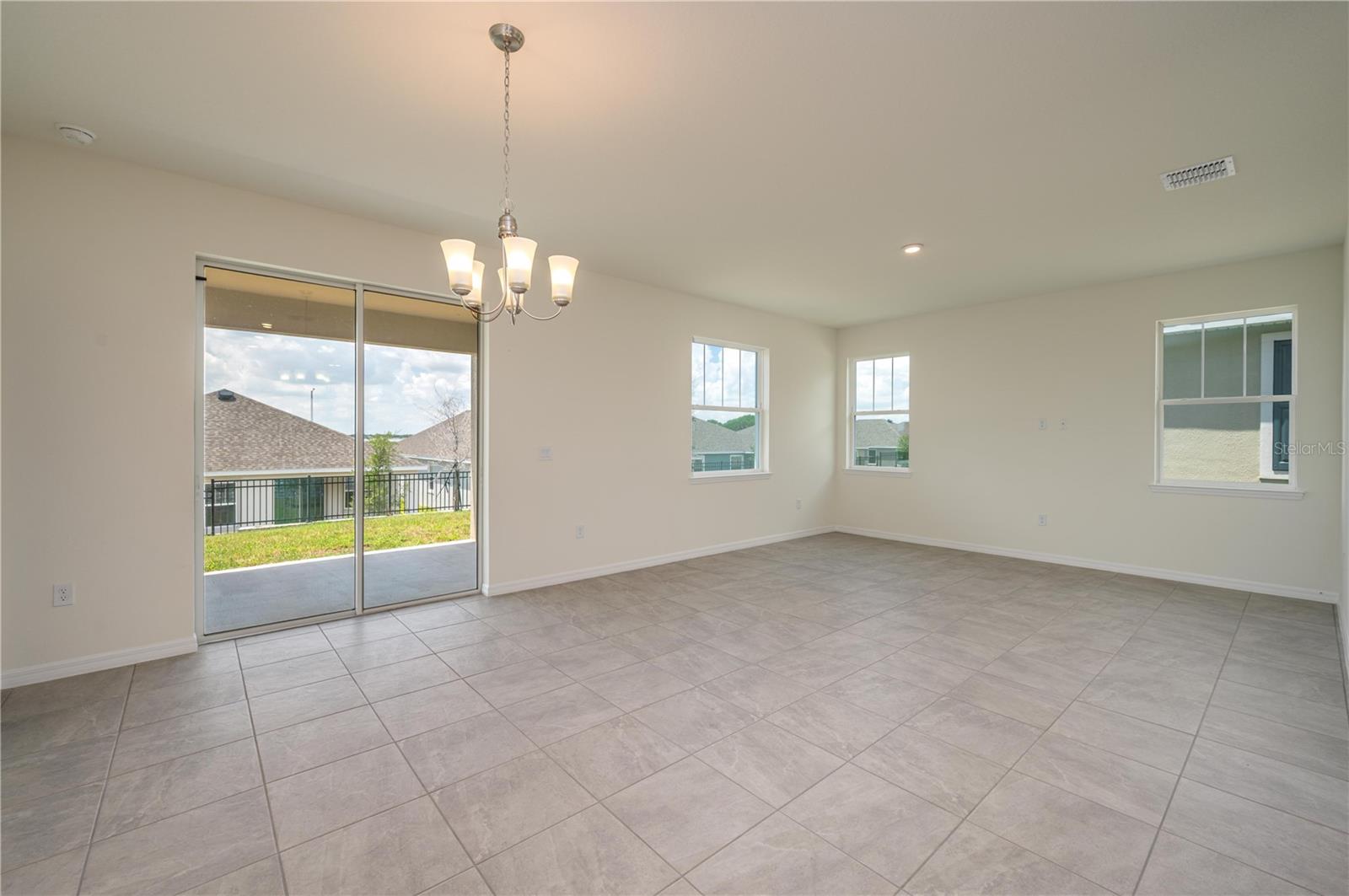 Image 6 of 26 For 2334 Selenia Street