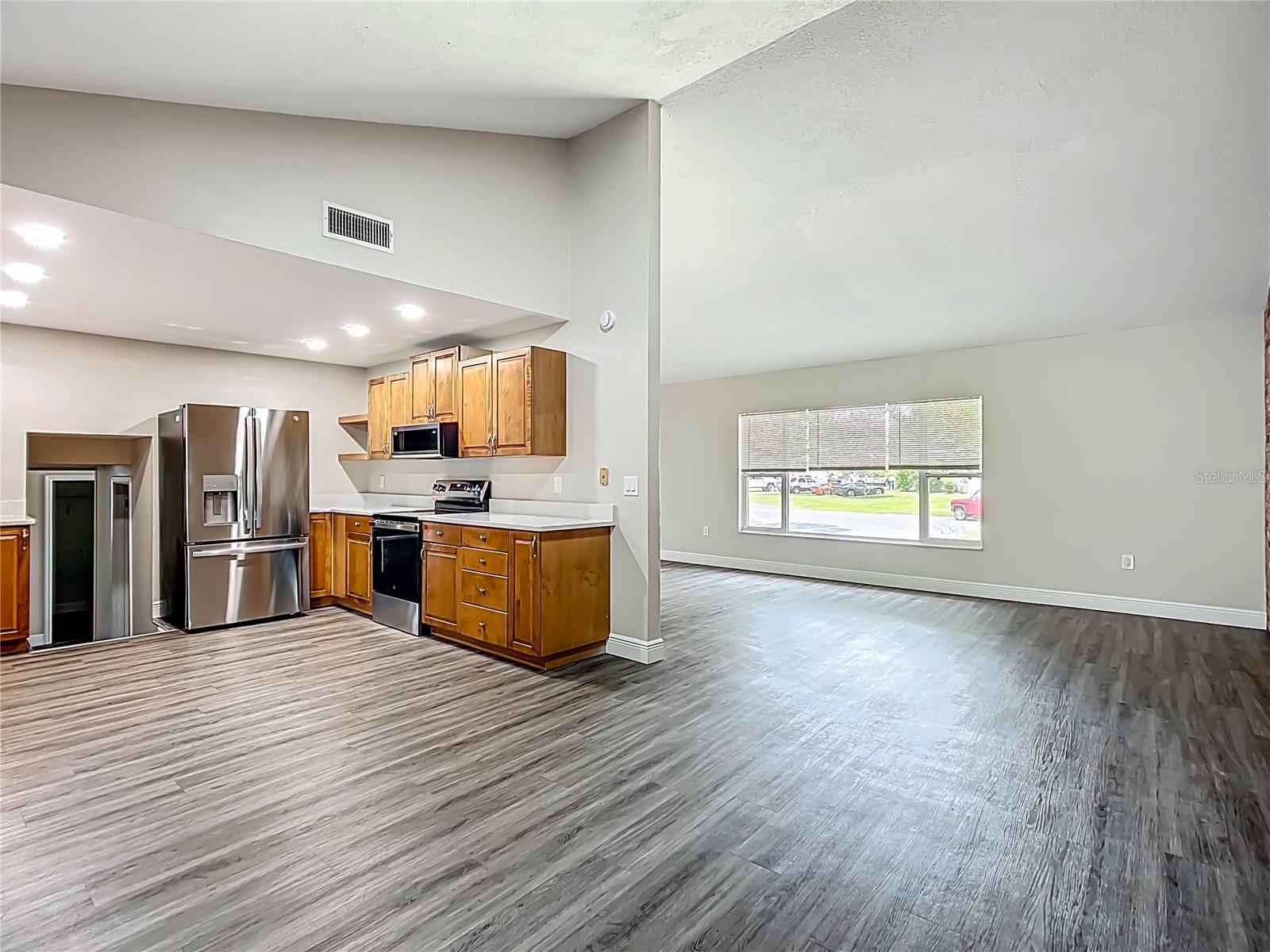 Image 17 of 56 For 1631 Monterey Lane