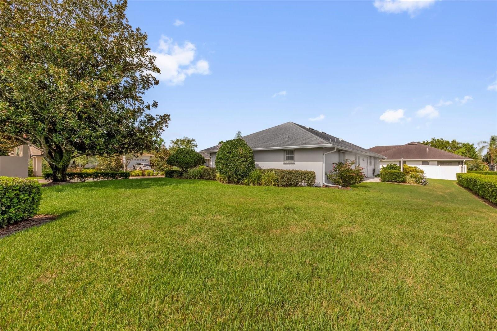 Image 20 of 27 For 2135 Woodbury Boulevard