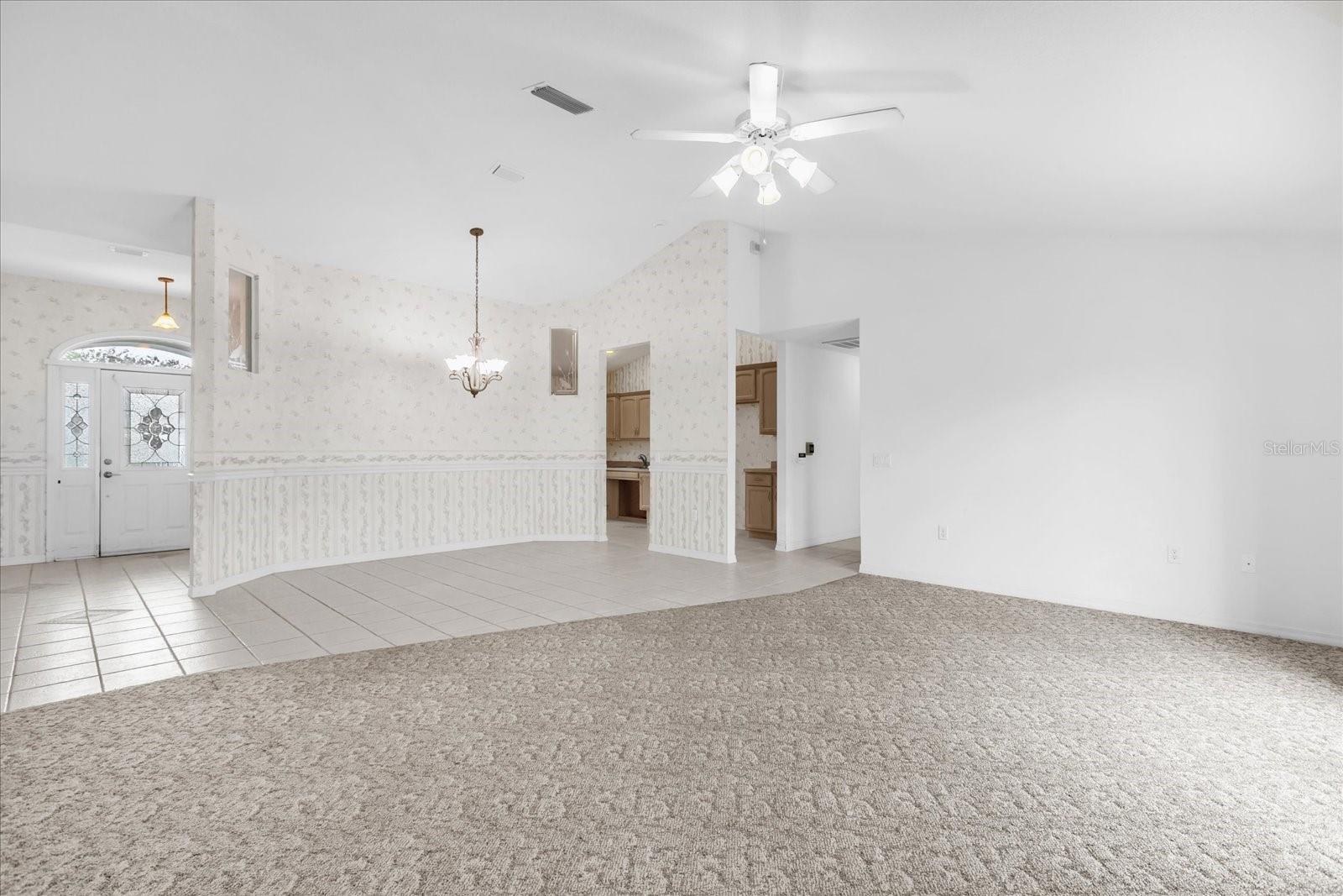 Image 7 of 27 For 2135 Woodbury Boulevard