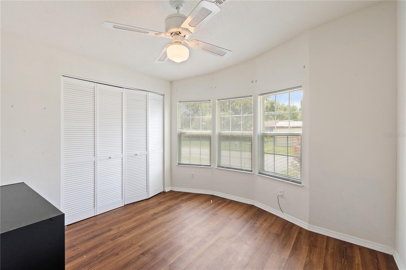Image 19 of 49 For 9147 Samaritan Avenue