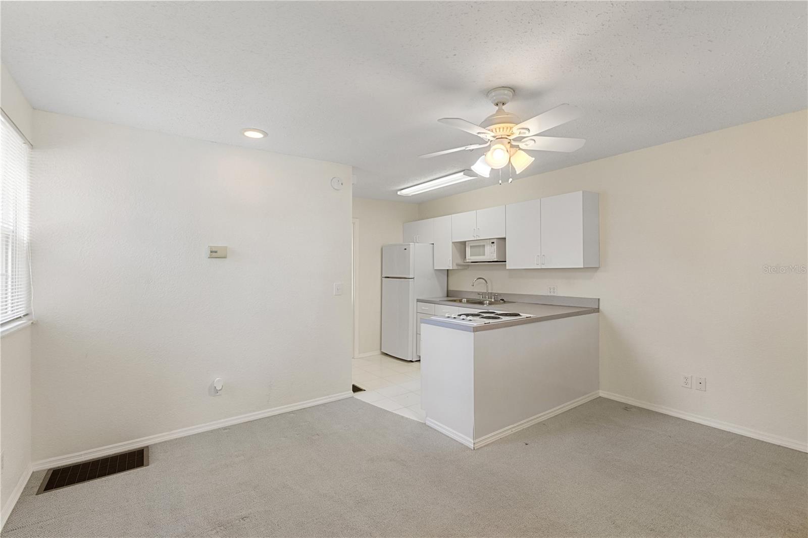 Image 40 of 49 For 9147 Samaritan Avenue