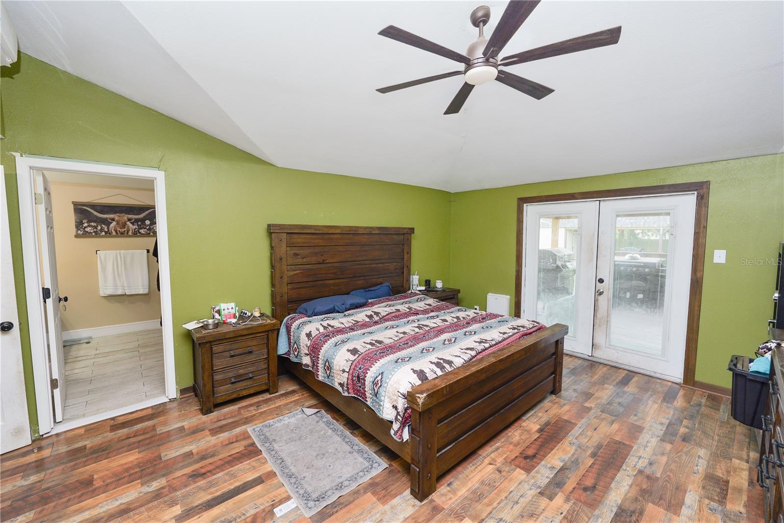 Image 17 of 44 For 2719 Woodstock Avenue