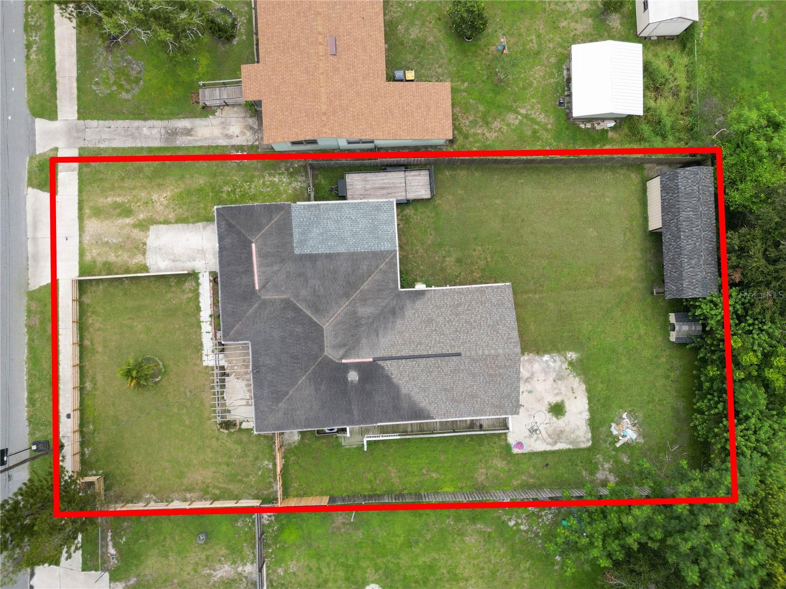 Image 4 of 44 For 2719 Woodstock Avenue