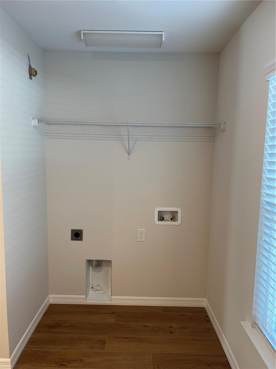 Image 9 of 20 For 1515 Moonlite Drive