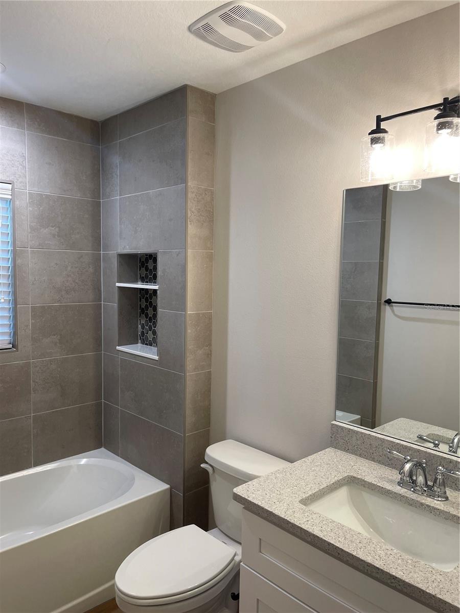 Image 14 of 18 For 1517 Moonlite Drive