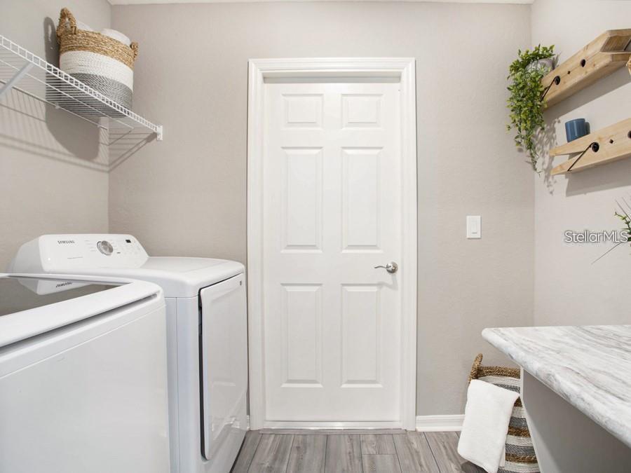 Image 15 of 15 For 1279 Kingston Way