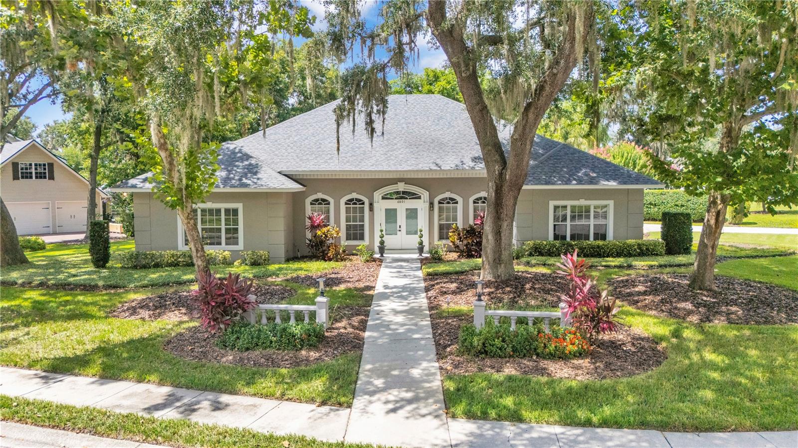 Details for 6801 Crescent Oaks Circle, LAKELAND, FL 33813