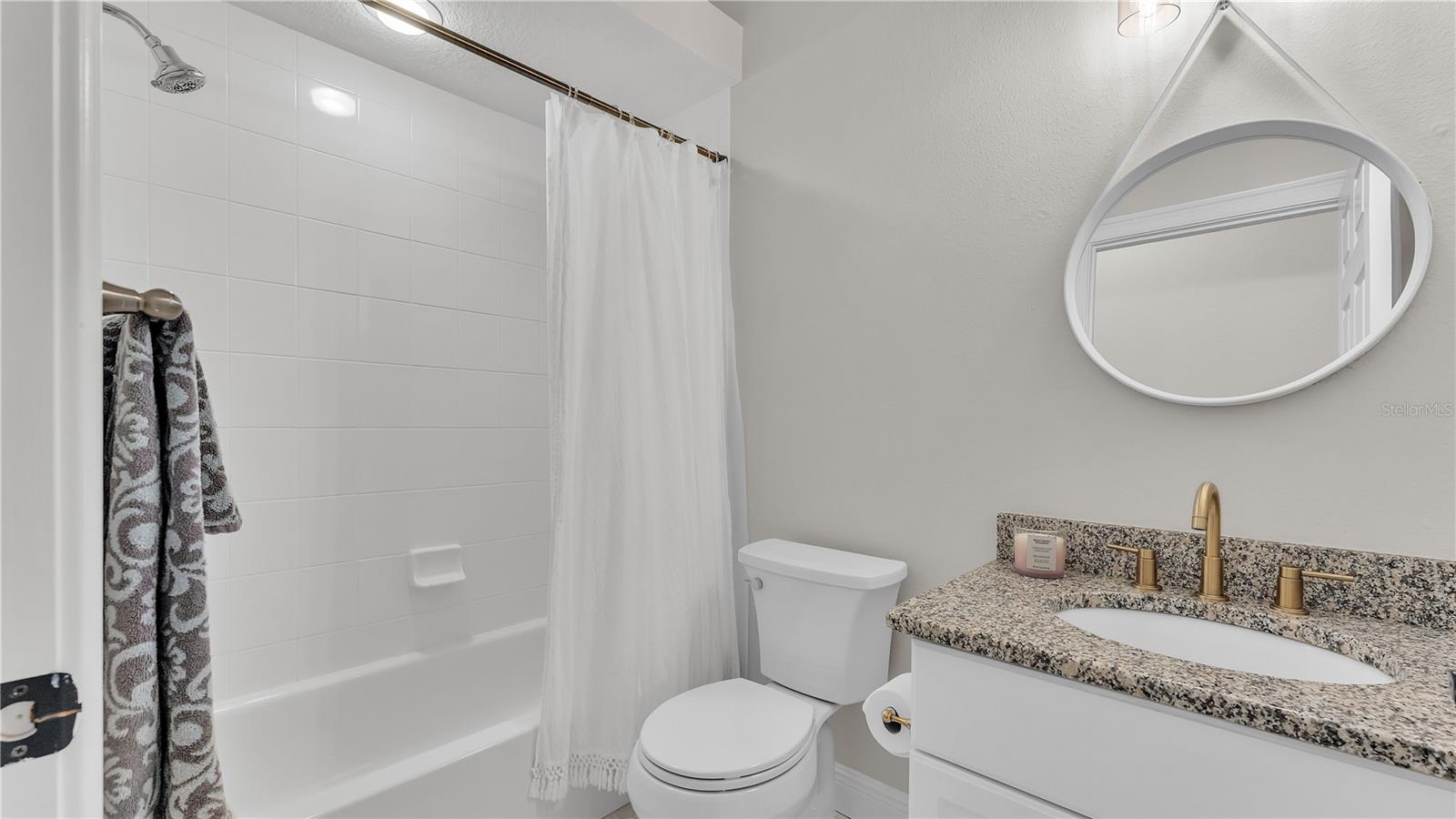 Image 38 of 63 For 6801 Crescent Oaks Circle