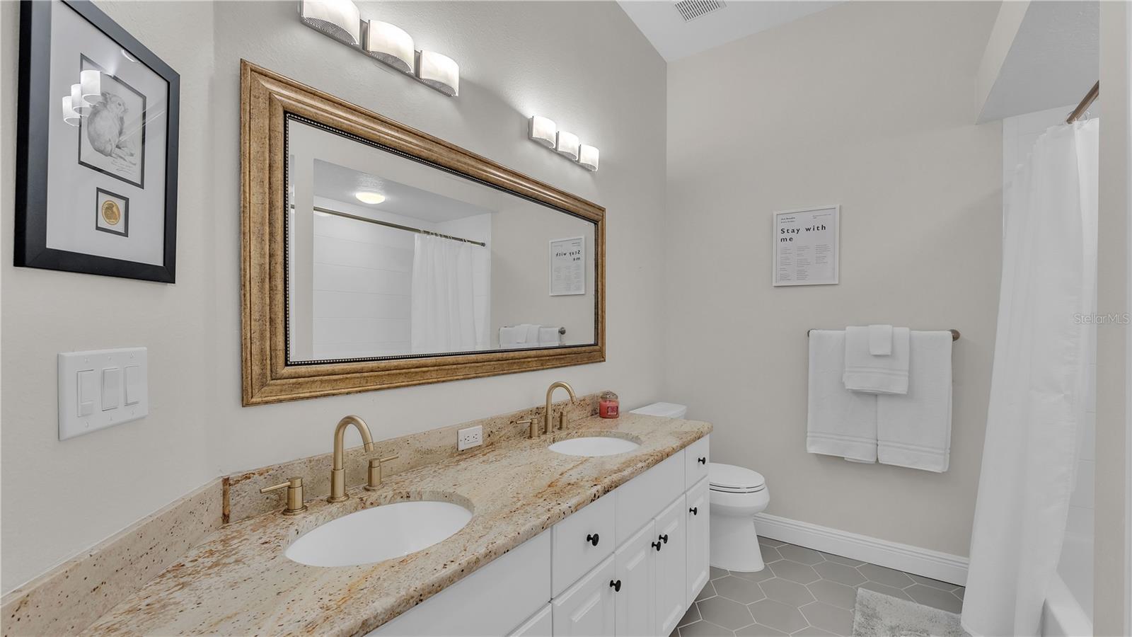 Image 41 of 63 For 6801 Crescent Oaks Circle