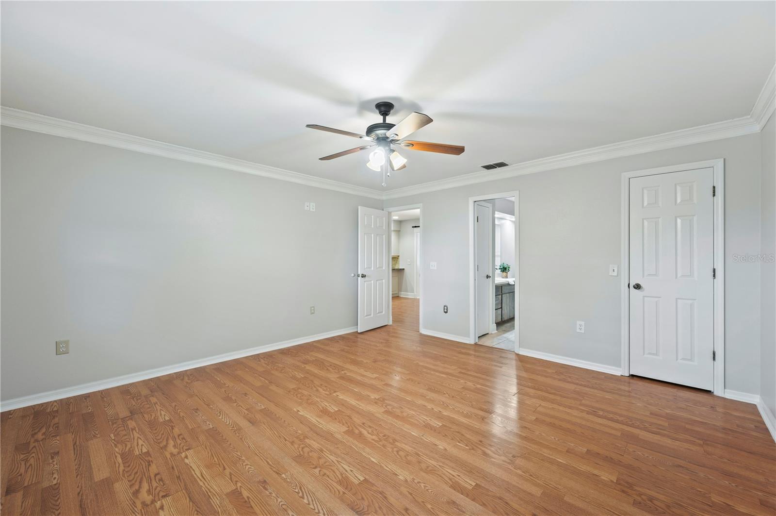 Image 21 of 50 For 1054 Colony Park Drive