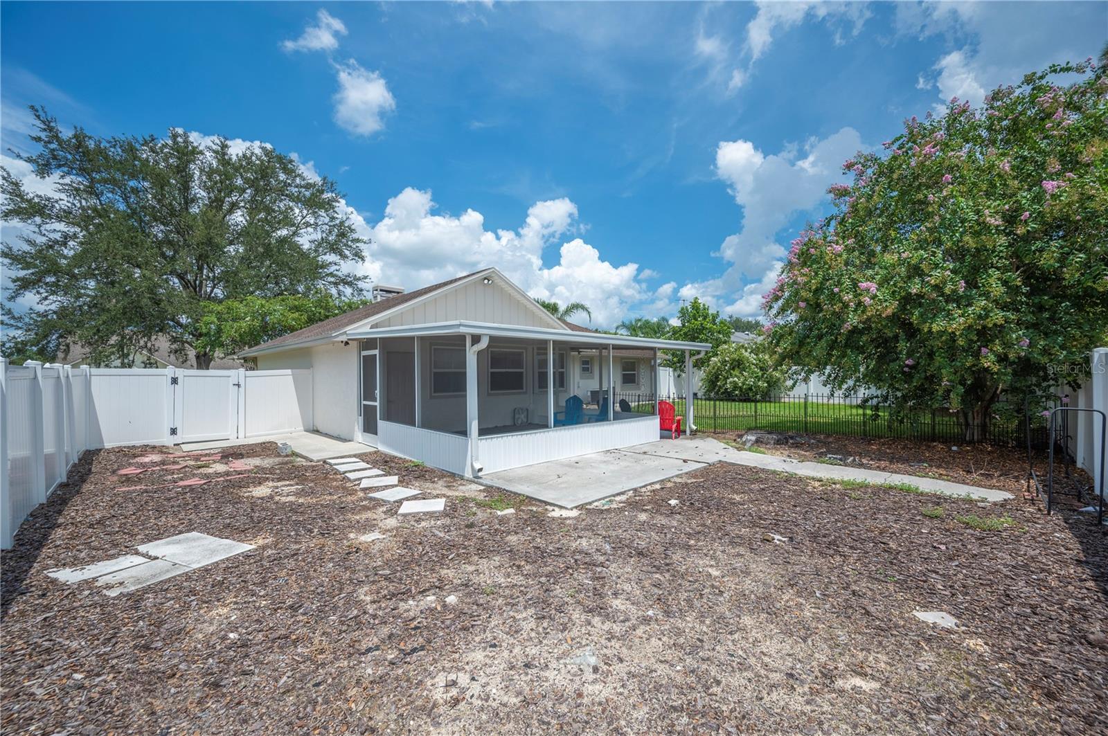 Image 31 of 50 For 1054 Colony Park Drive