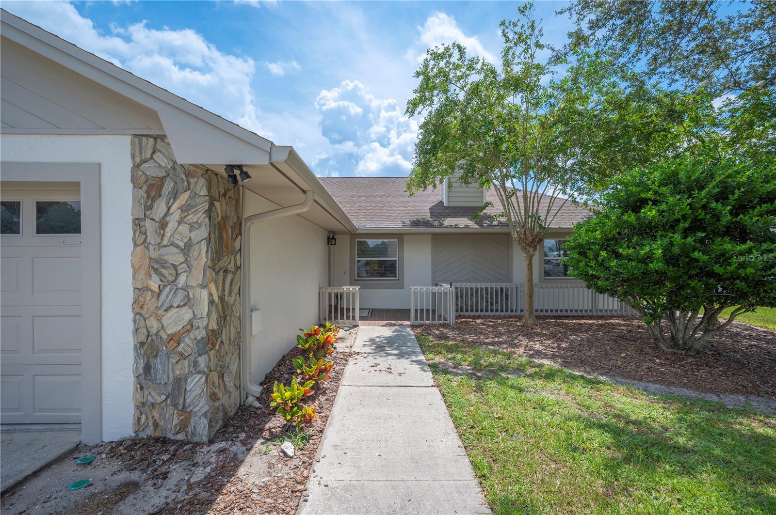 Image 4 of 50 For 1054 Colony Park Drive