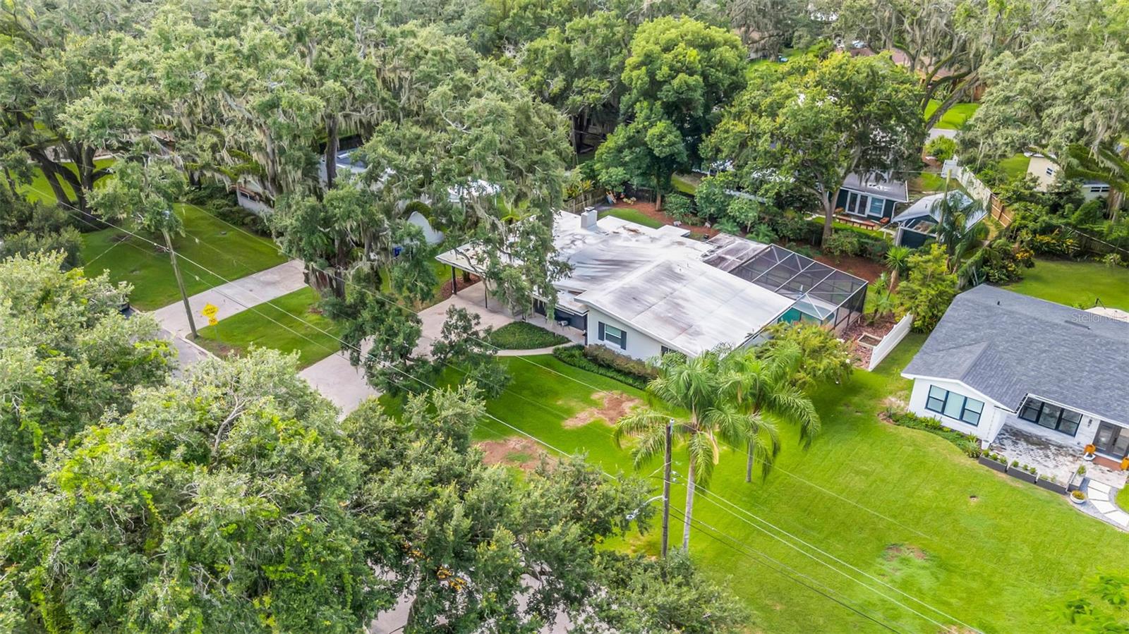 Listing photo id 39 for 1433 Easton Drive