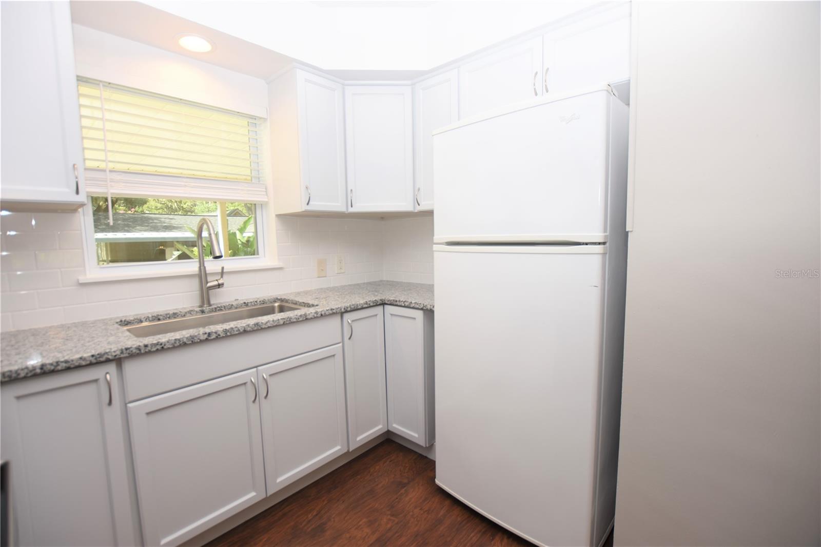 Image 22 of 24 For 636 Winfree Avenue 930