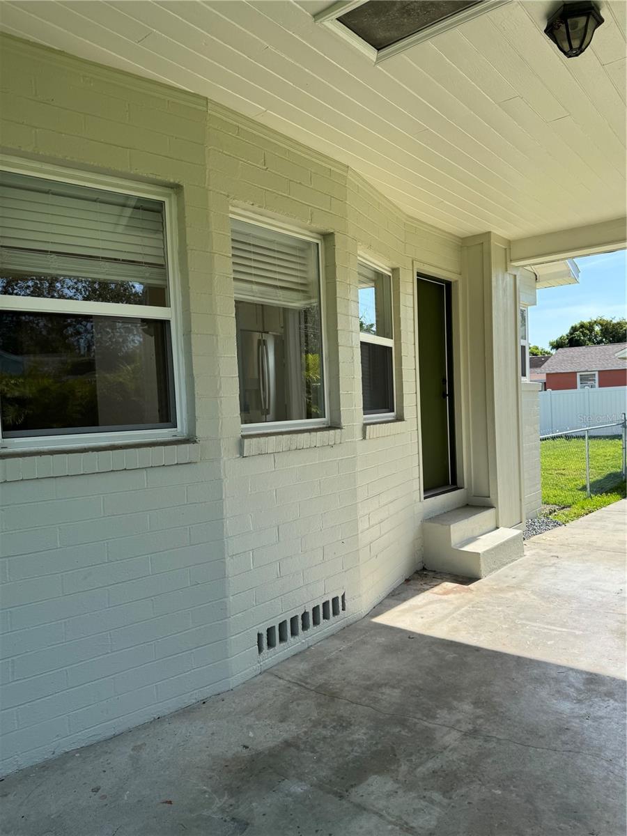 Image 40 of 48 For 2814 Coventry Avenue