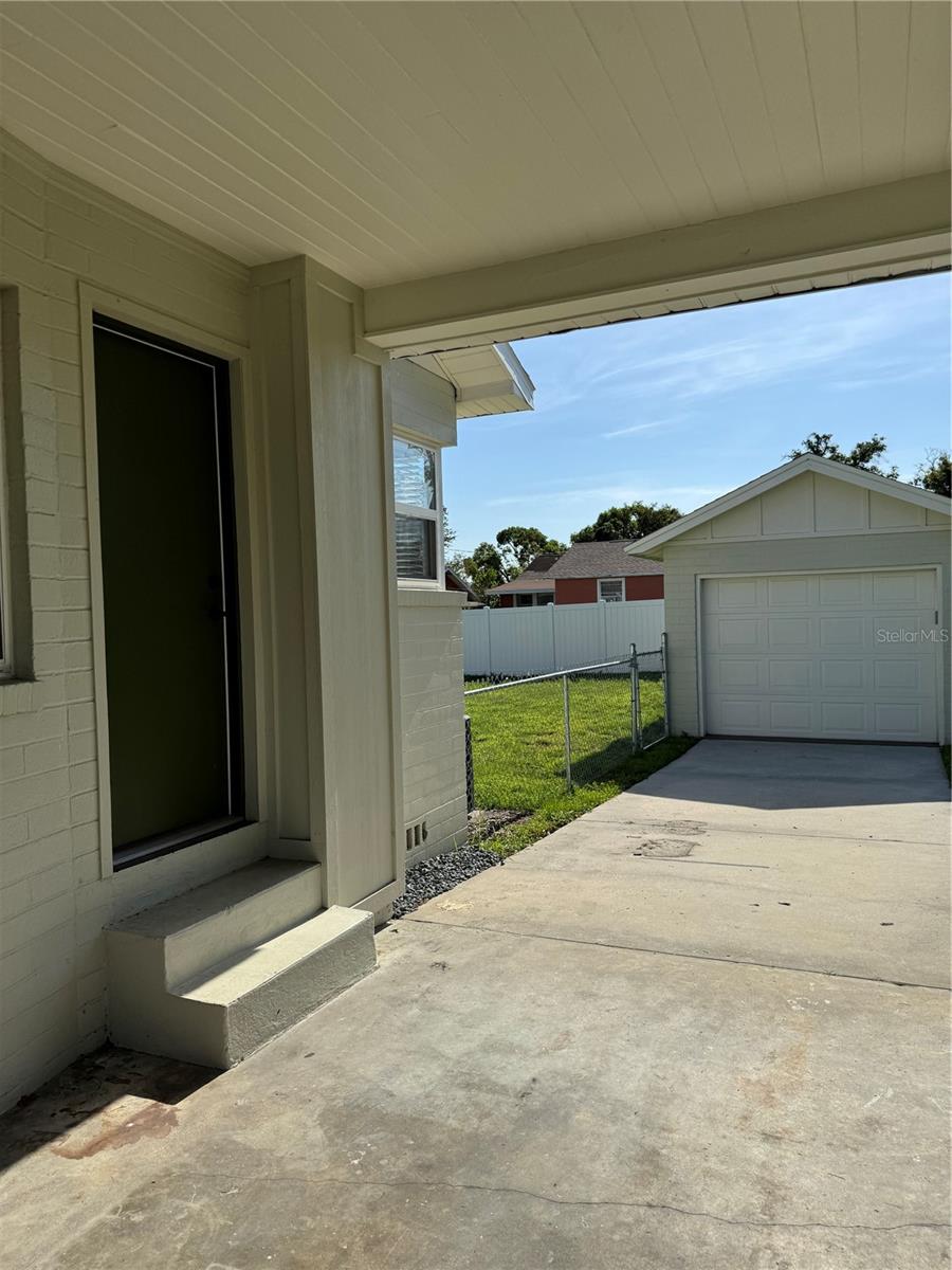 Image 41 of 48 For 2814 Coventry Avenue