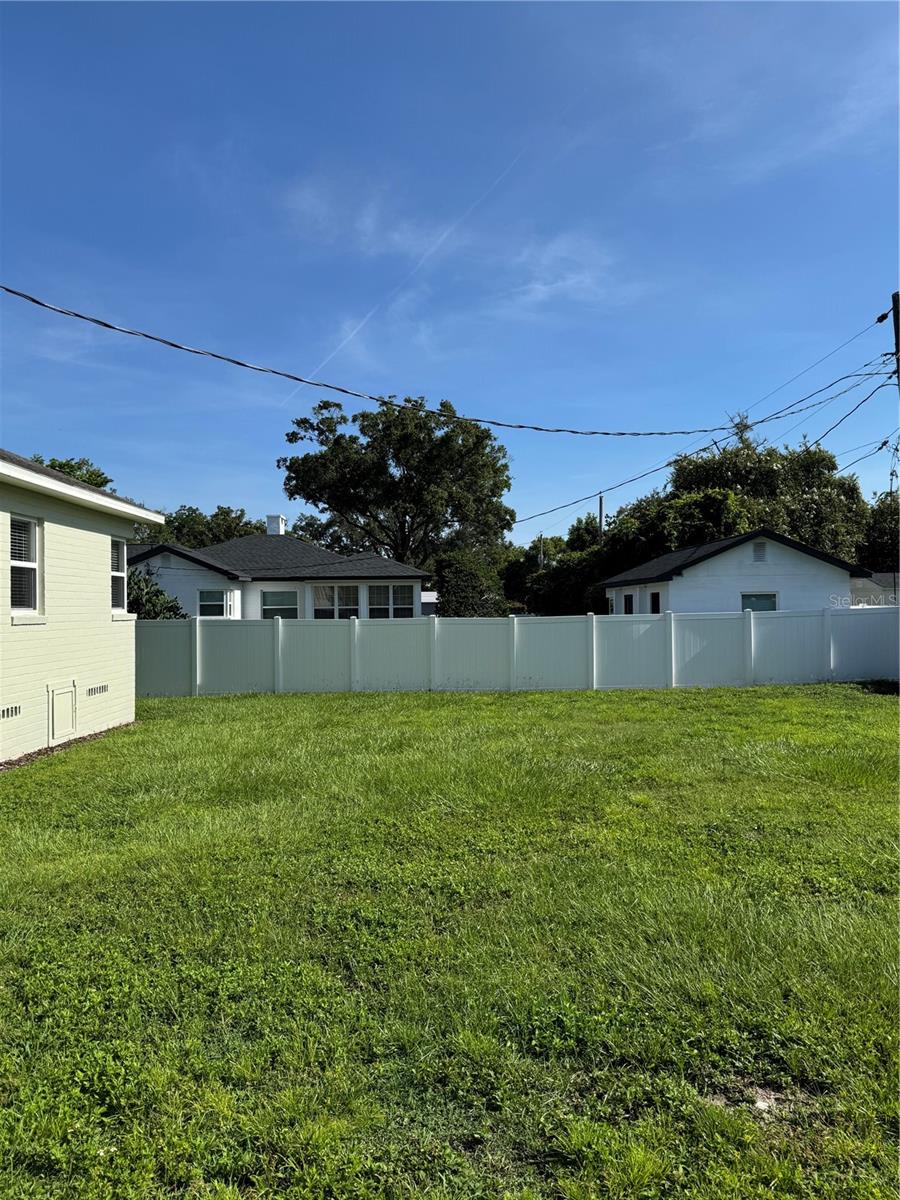 Image 45 of 48 For 2814 Coventry Avenue