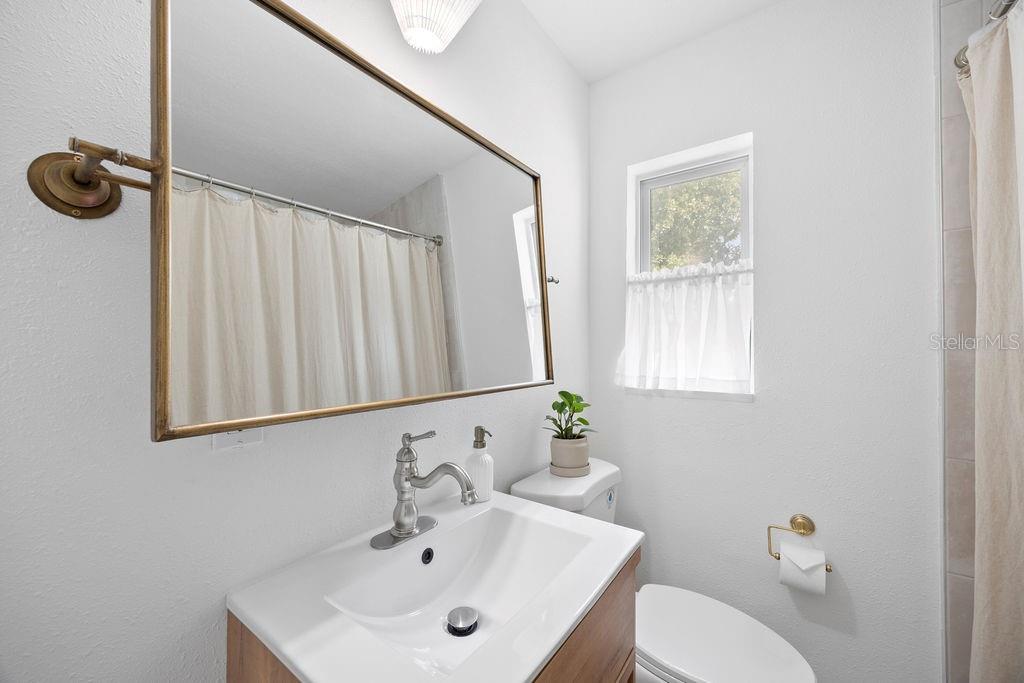 Image 28 of 40 For 305 Niblick Way