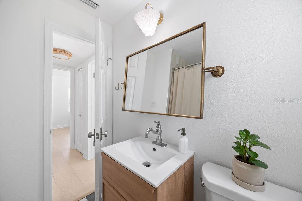 Image 29 of 40 For 305 Niblick Way