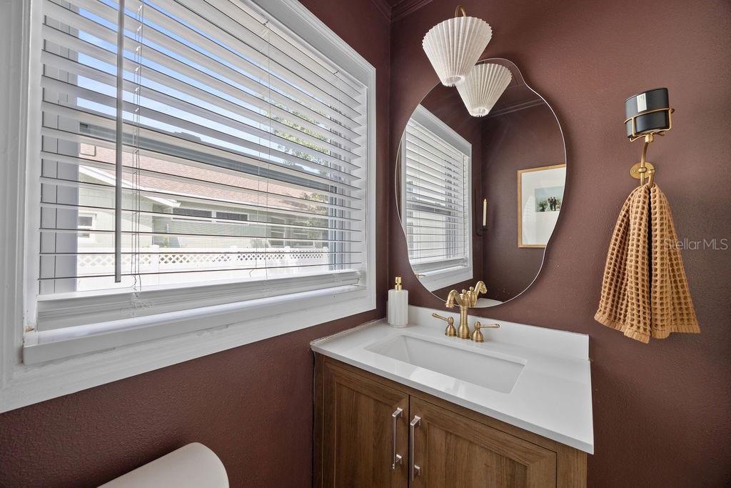 Image 32 of 40 For 305 Niblick Way