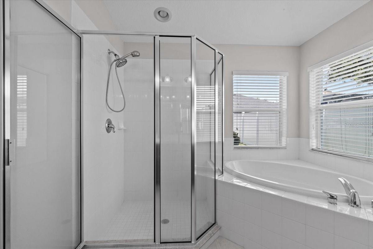 Image 18 of 28 For 3961 Hampton Hills Drive