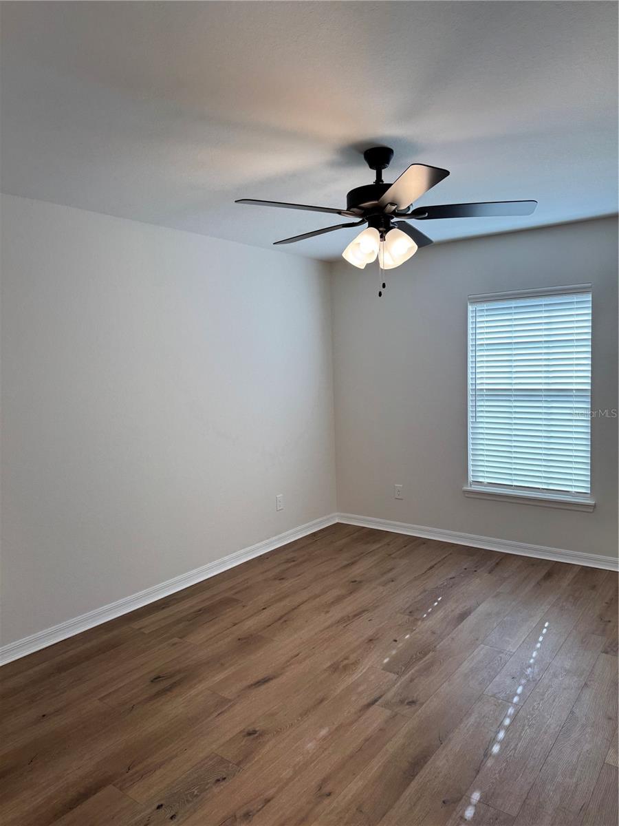 Image 16 of 27 For 765 7th Avenue