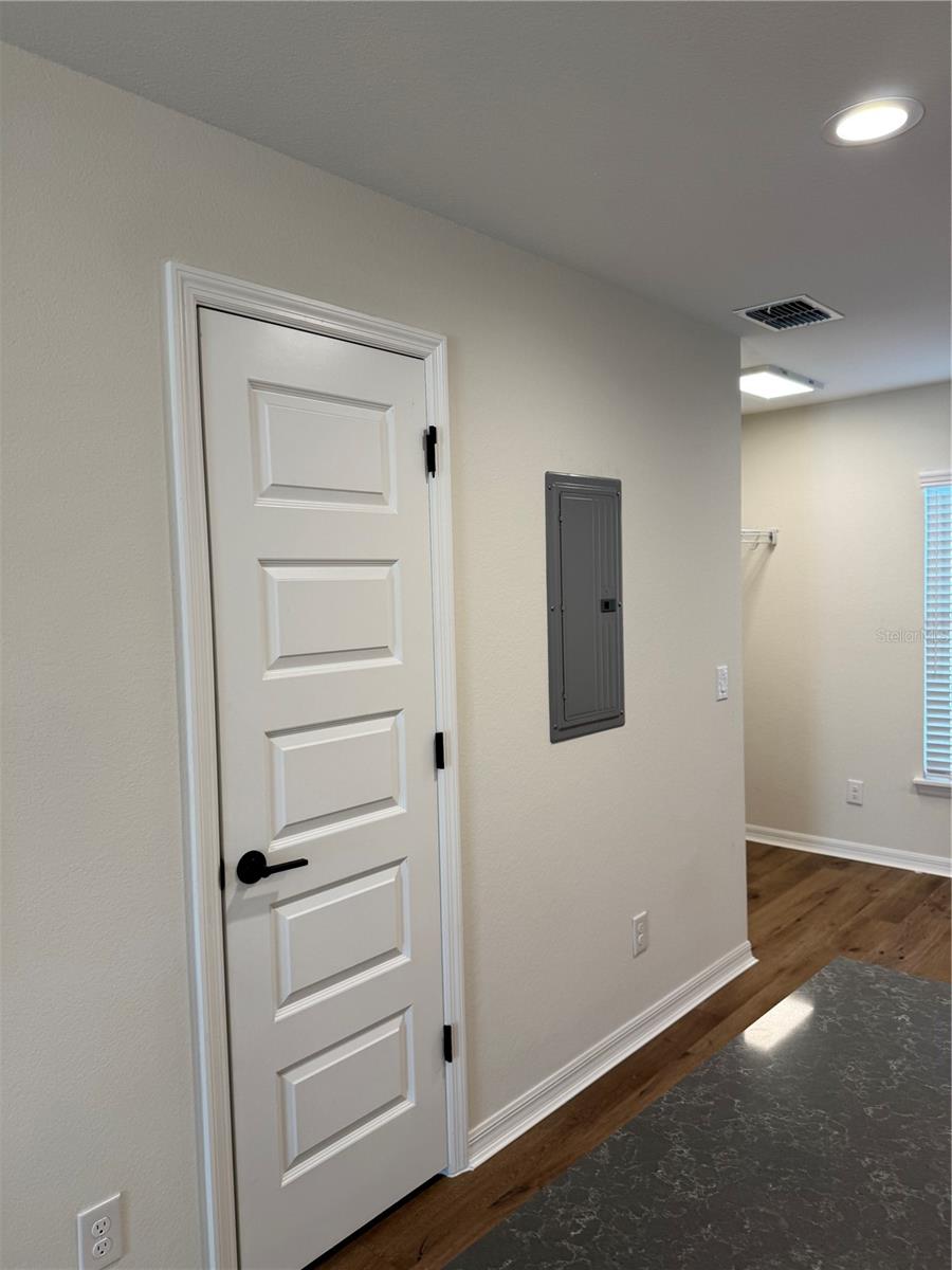 Image 12 of 30 For 763 7th Avenue