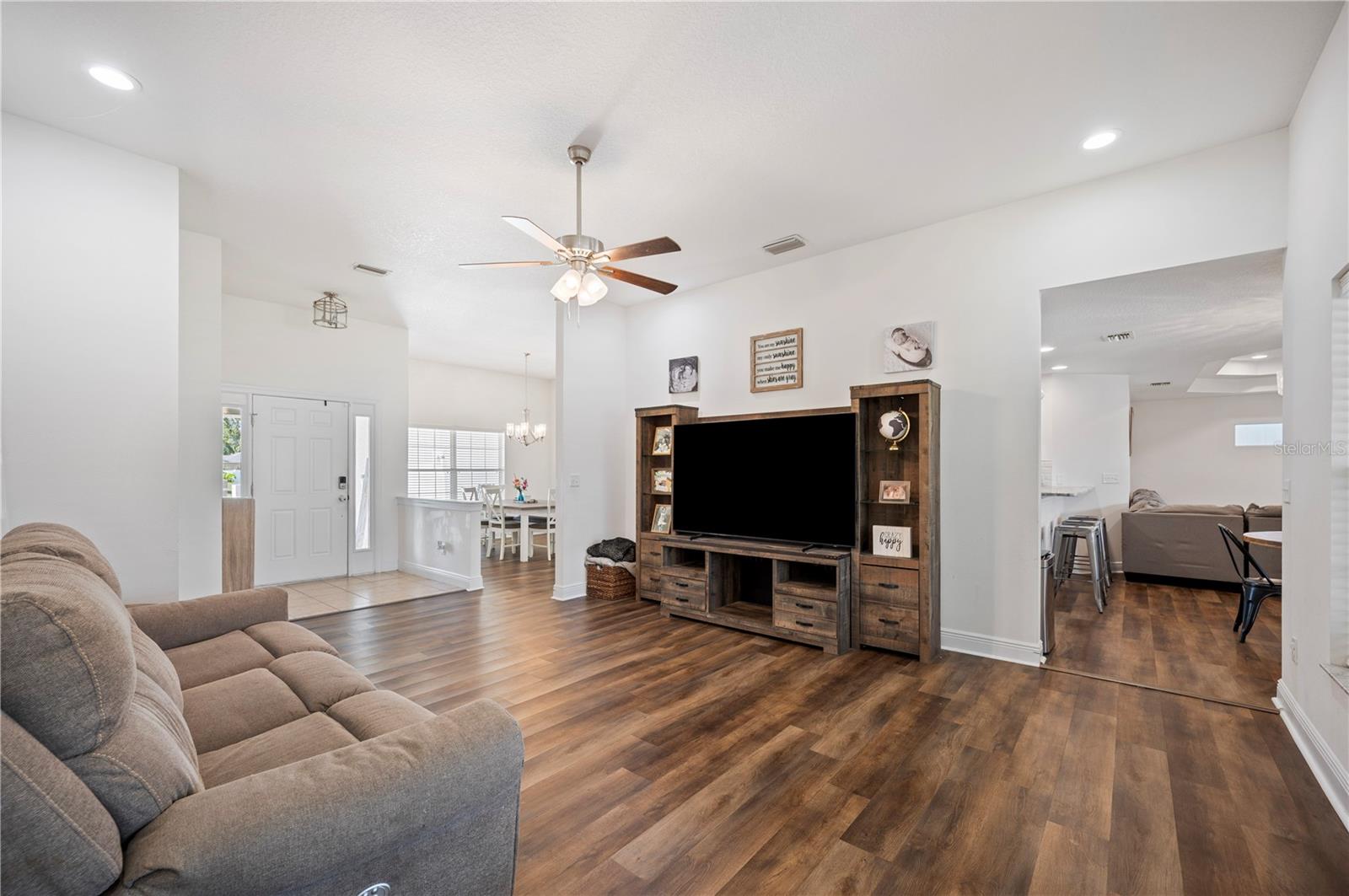 Image 11 of 48 For 2949 Blackwater Creek Drive