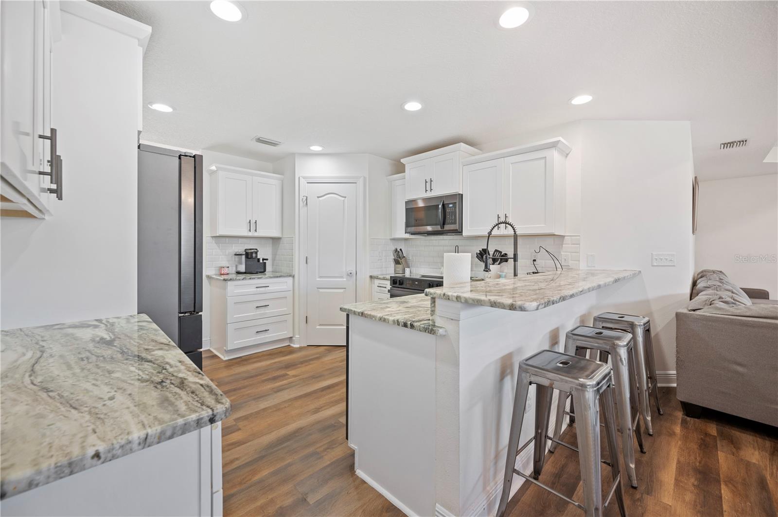 Image 18 of 48 For 2949 Blackwater Creek Drive