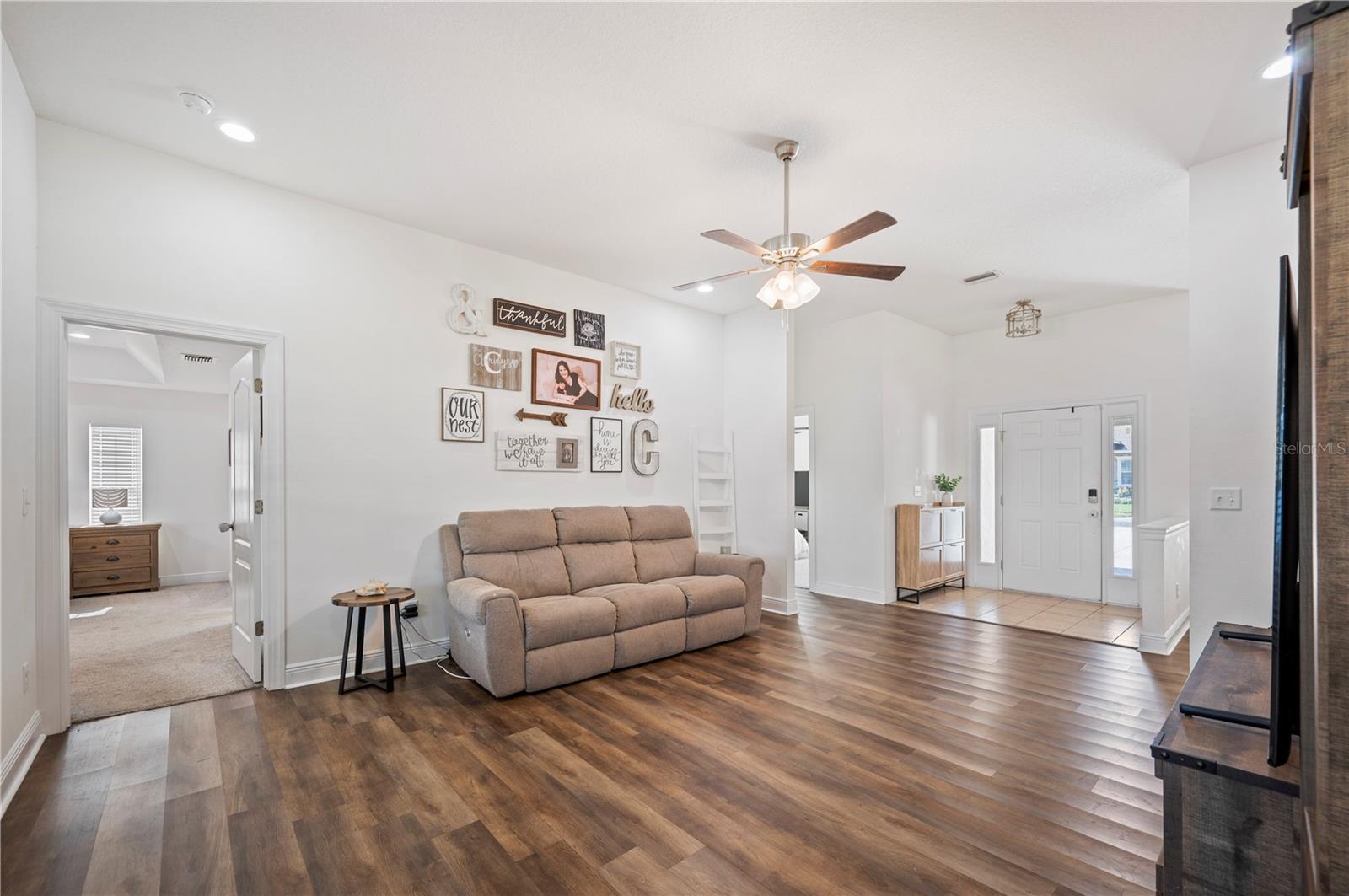 Image 8 of 48 For 2949 Blackwater Creek Drive