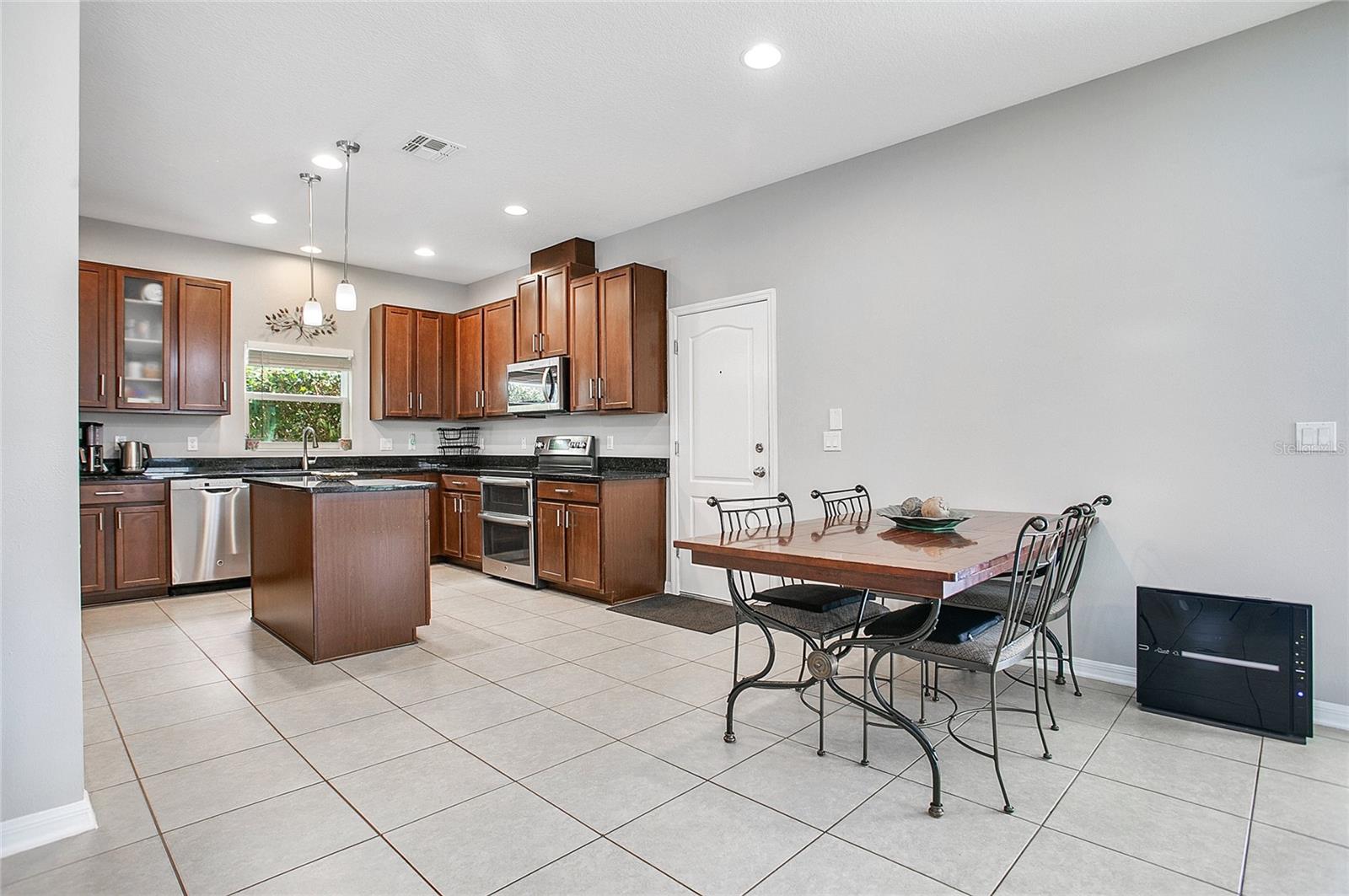 Image 10 of 44 For 905 Egrets Landing Way