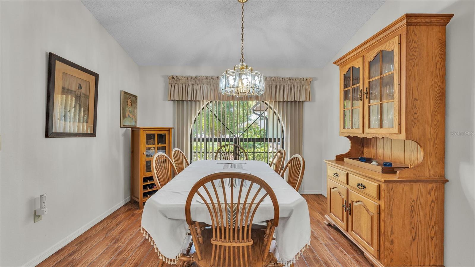 Image 34 of 63 For 1680 Varner Court