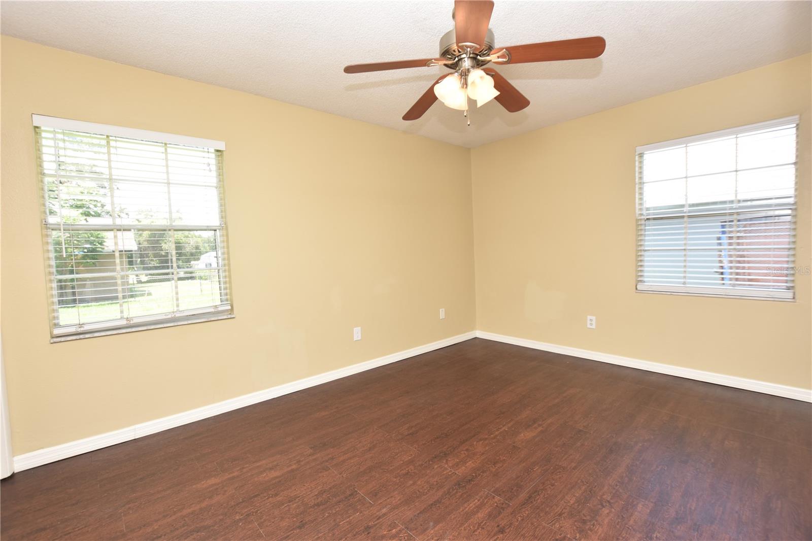 Image 19 of 25 For 4615 San Antonio Drive