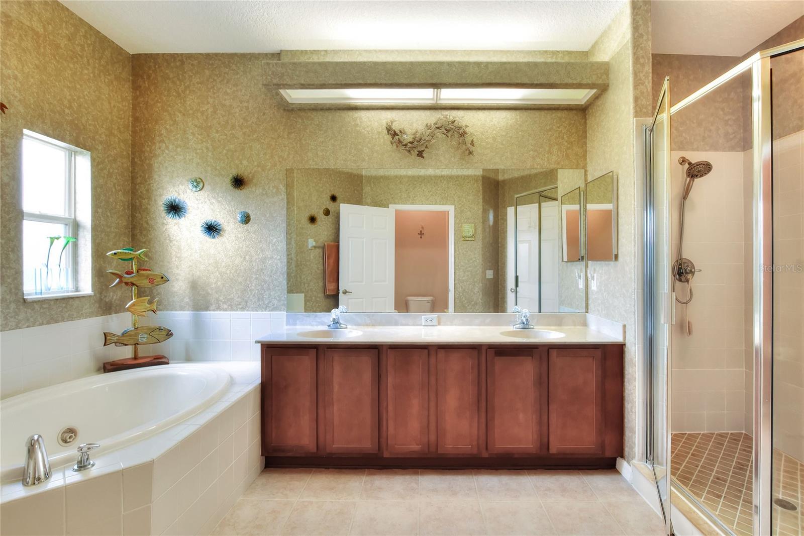 Image 32 of 83 For 3903 Serenade Lane