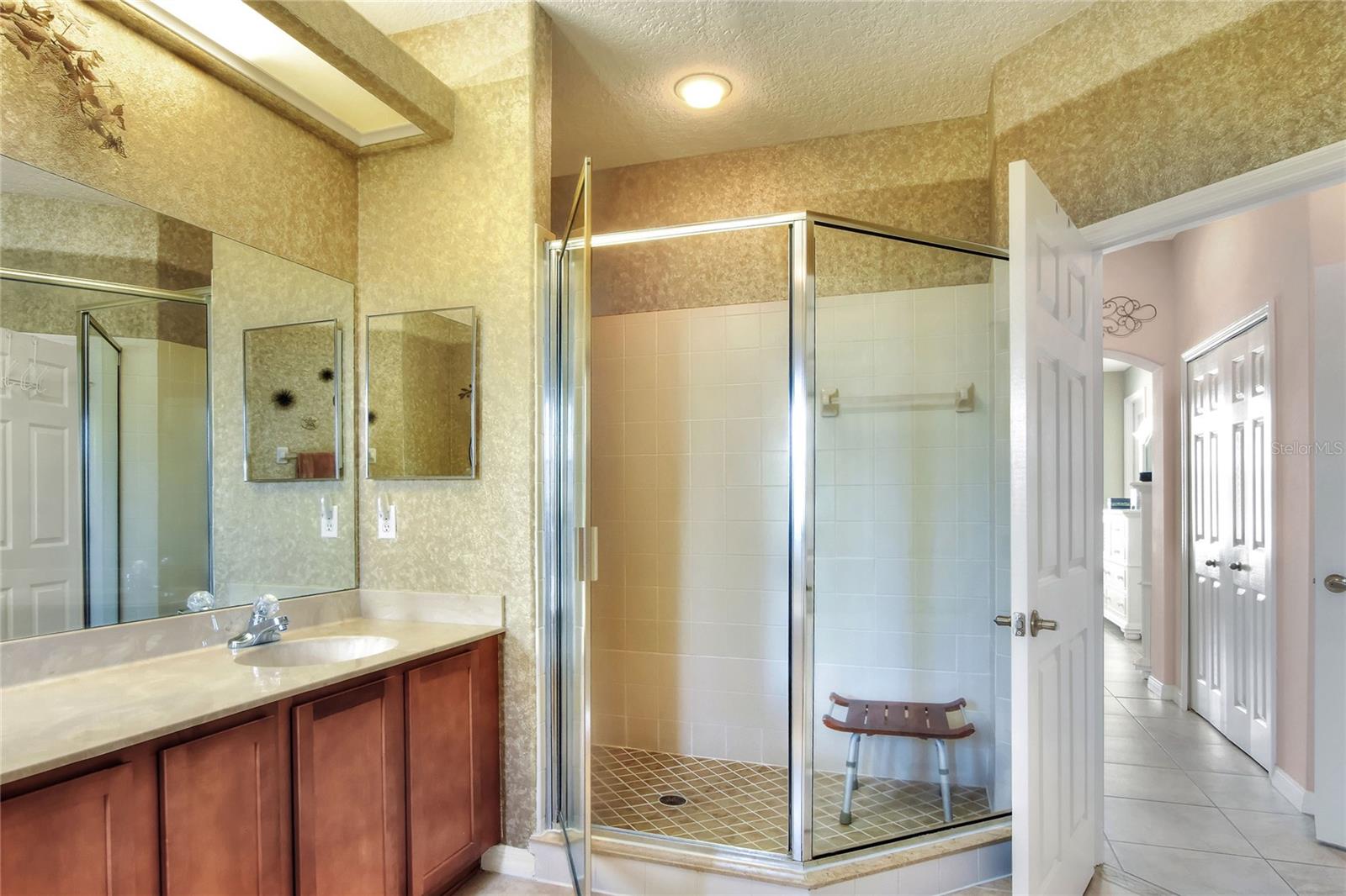 Image 33 of 83 For 3903 Serenade Lane