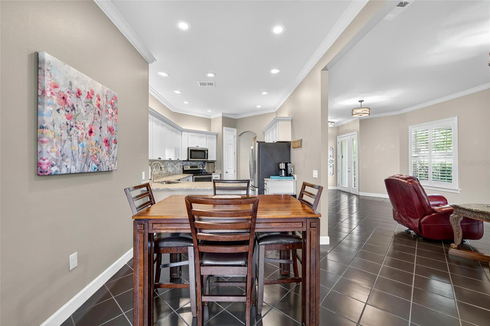 Image 14 of 94 For 2718 Prestwick Drive