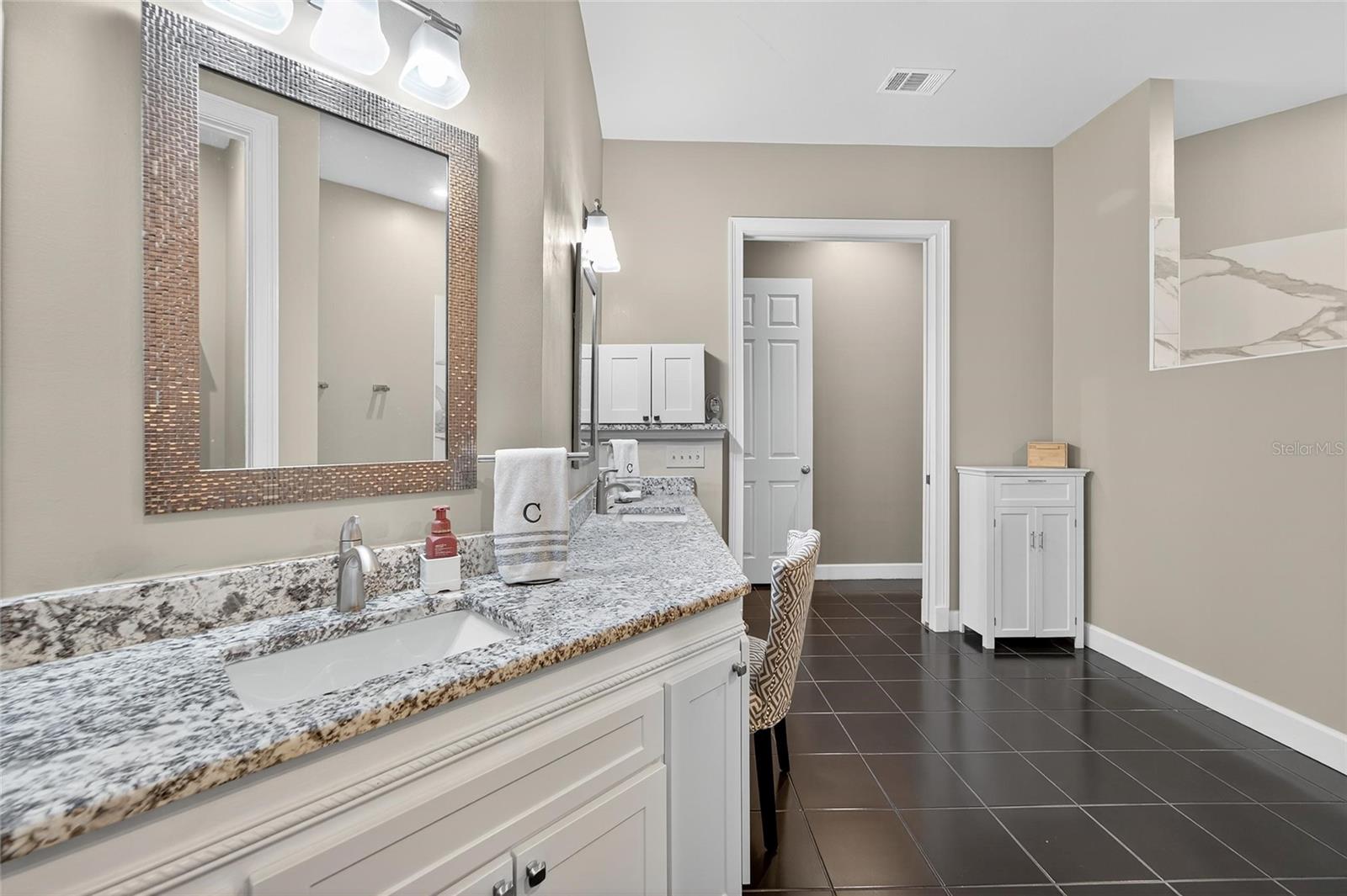 Image 32 of 94 For 2718 Prestwick Drive