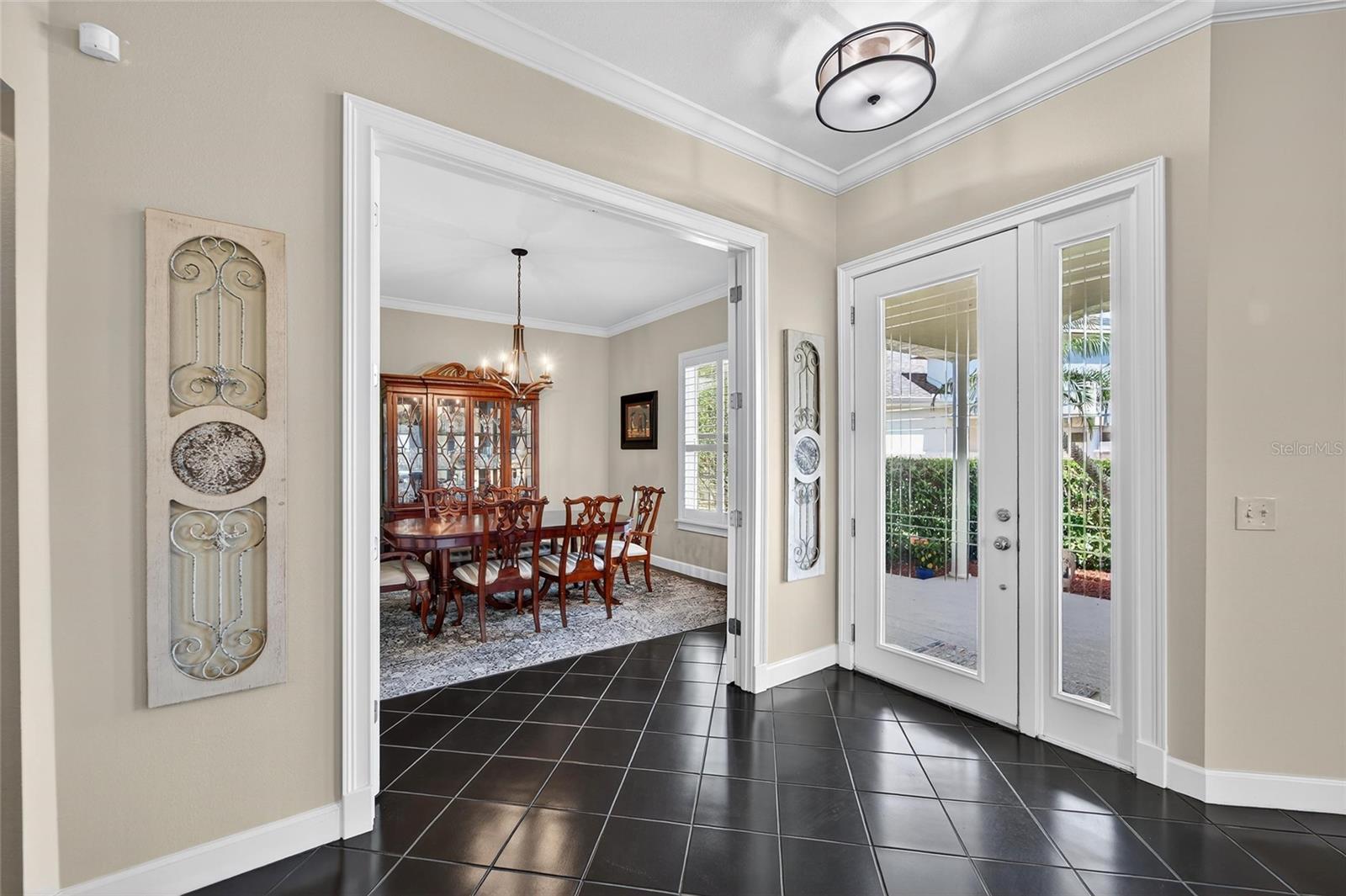 Image 6 of 94 For 2718 Prestwick Drive